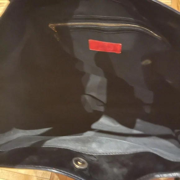 Valentino Garavani Lacca Betty Bow Black tote - Picture 6 of 13